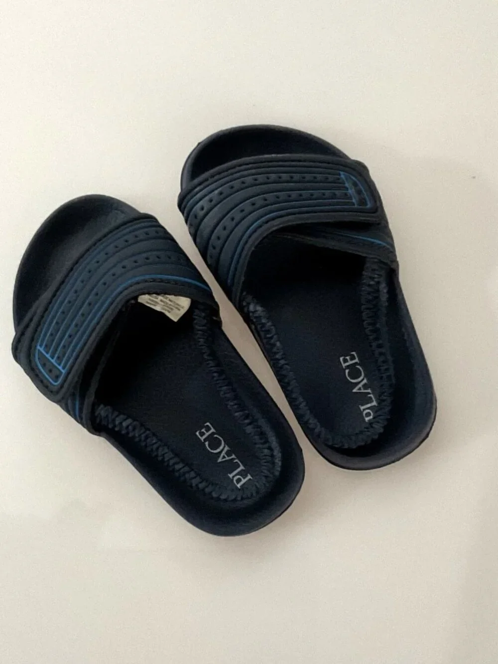 SCULPTED STRIPE NAVY BLUE KIDS SLIDES QUICK CLOSE FASTENER